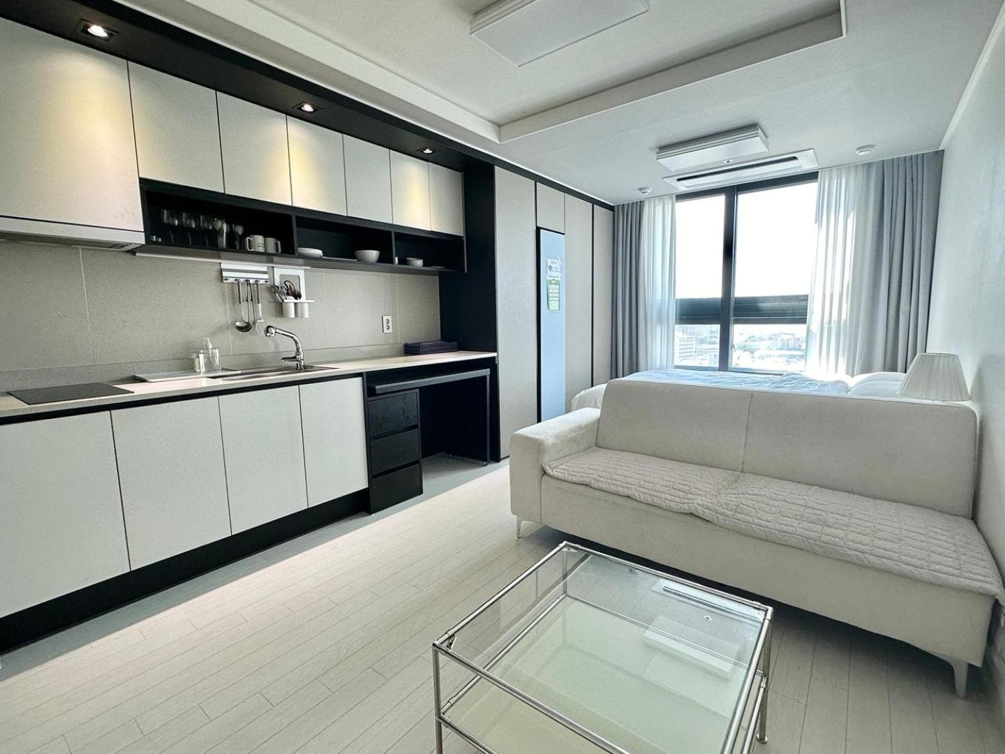 Dongseongro Meomoom Apartment Daegu Phòng bức ảnh