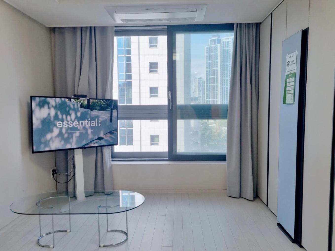Dongseongro Meomoom Apartment Daegu Phòng bức ảnh